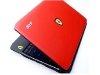thumbs acer Ferrari laptopje voor onder de boom