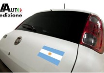 Fiat Uno reist af naar Argentinië