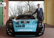 Maserati viert zoveelste wereldtitel in de villa van Pavarotti