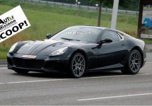 Opvolger Ferrari 599 Fiorano gespot