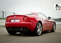 AutoEdizione met 8C bij opening nieuwe Alfa Romeo showroom