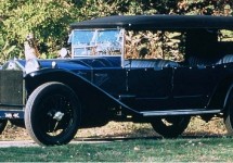 Lancia viert rijke geschiedenis op Retromobile 2012