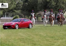 Ferrari en de Carabinieri samen naar Britse koningin