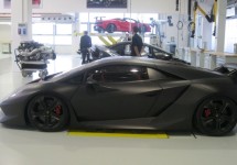Lamborghini opent nieuwe onverwoestbare werkplaats