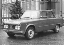 Auto e Moto d’Epoca Padova in teken van 50 jaar Alfa Romeo Giulia