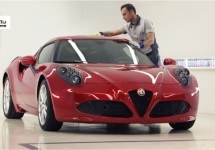 Alfa Romeo 4c doet fameuze ‘Hillclimb’ op Goodwood