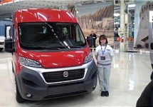Productiestart nieuwe Fiat Ducato gisteren gevierd