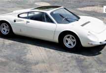 Driezitter Ferrari 365 P Berlinetta Speciale onder de hamer