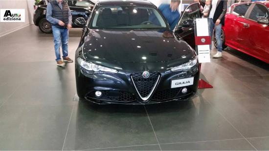 giulia showroom1