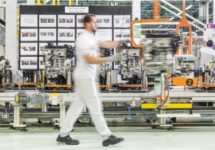 FCA viert productiestart nieuwe zuinige motor