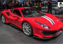 Ferrari 488 Pista maakt indruk in Genève