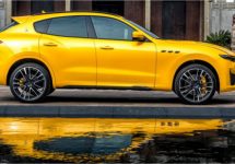 Opvallend gele Maserati Levante in Sjanghai