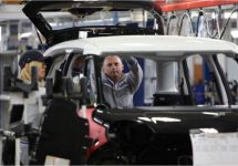 Is Servische Fiat-fabriek kind van de rekening?