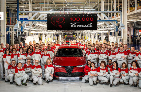 Pomigliano viert 100.000 keer Alfa Romeo Tonale