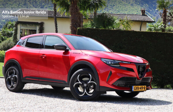 Alfa Romeo Junior Ibrida: Compacte klasse