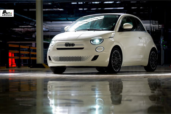 FIAT 500 Hybrid klaar voor levering