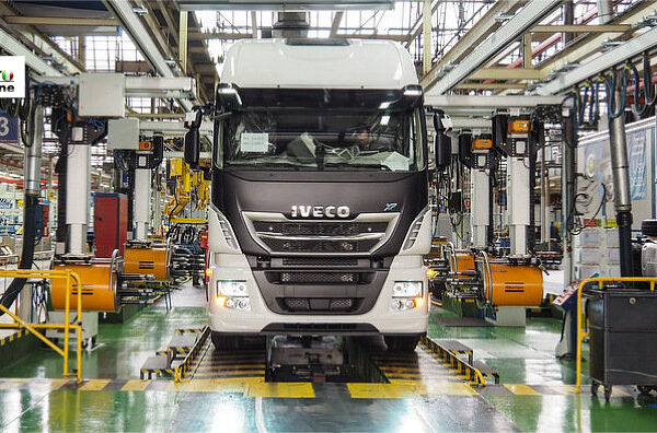 Tata neemt IVECO over, defensietak naar Leonardo