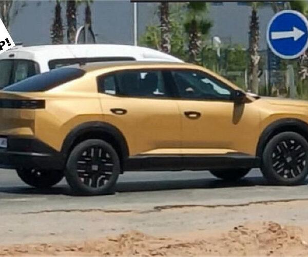 C-segment FIAT fastback voor het eerst gespot in Marokko